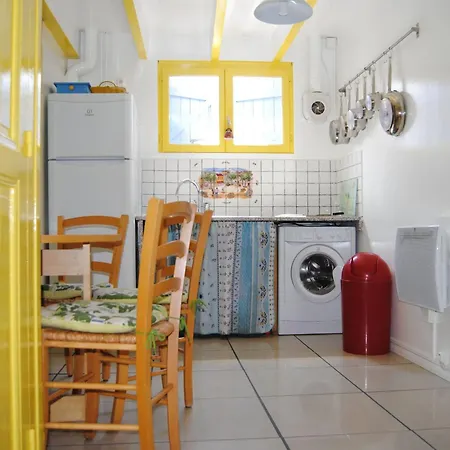4 Schlafzimmer By Interhome Toulon
