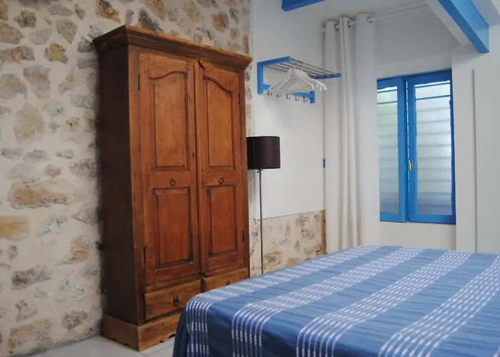 4 Schlafzimmer By Interhome * Тулон