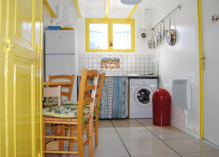 4 Schlafzimmer By Interhome Тулон